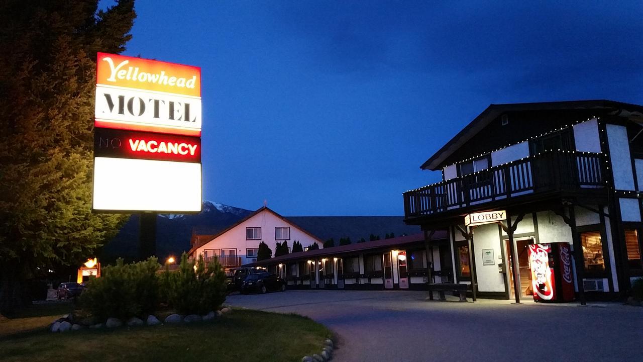 Yellowhead Motel Valemount Exterior photo